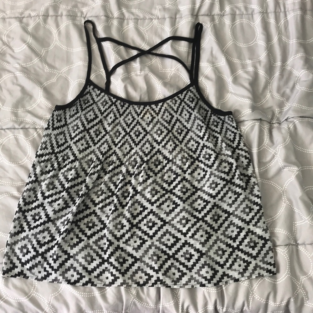 Black and white patterned top